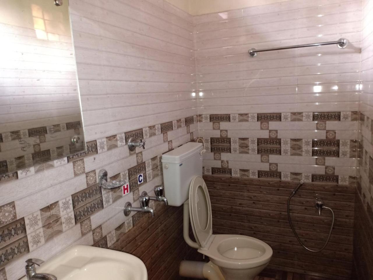 Hotel Woodlands Chottanikara 외부 사진